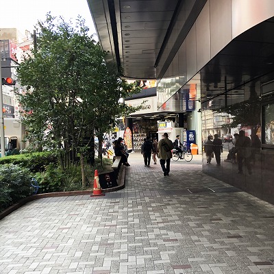 大阪駅からドンキホーテ梅田本店への行き方