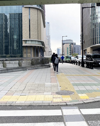 御堂筋線梅田駅からフェスティバルホールへの行き方