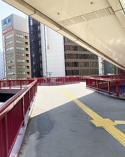 JR大阪駅からsoap opera classics Umedaへの行き方