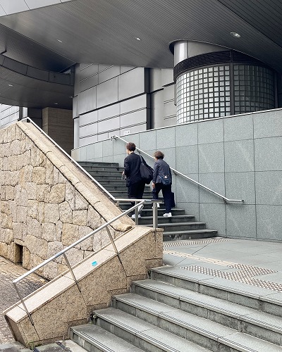 JR大阪駅からNHK大阪ホールへの行き方