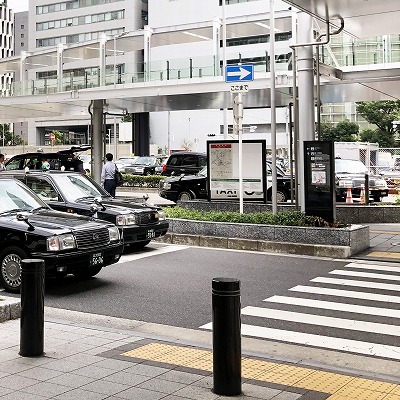 大阪駅前のタクシー乗り場