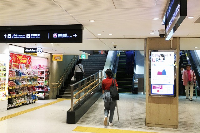 阪神大阪梅田駅からルクア大阪への行き方