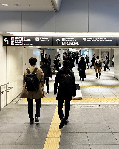 JR大阪駅からフェスティバルホールへの行き方