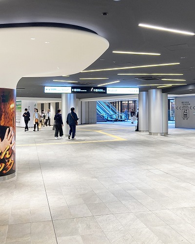 JR大阪駅から阪神百貨店スナックパークへの行き方