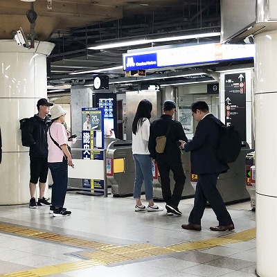 阪急大阪梅田駅からJR北新地駅への乗り換え方法