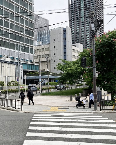 JR大阪駅から大阪中之島美術館への行き方